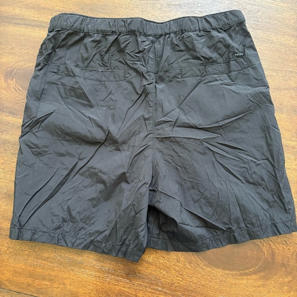 PacSun Men's M Volley Buckle 6” Shorts Elastic Waist Pockets Black Nylon Mesh - Picture 2 of 13